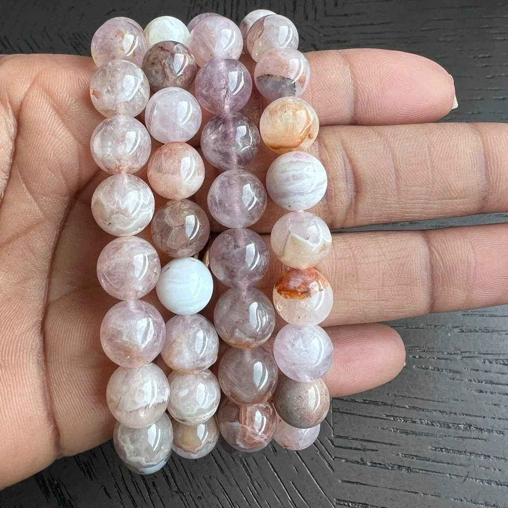 (ONE) Amethyst agate bracelet 10mm / 6.75’ - Picture 7 of 7